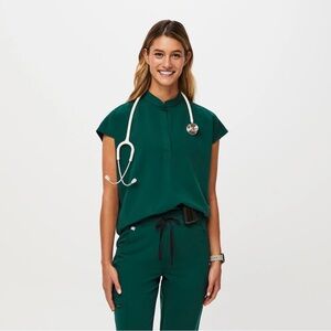 Figs Rafaela Top Hunter Green Medium